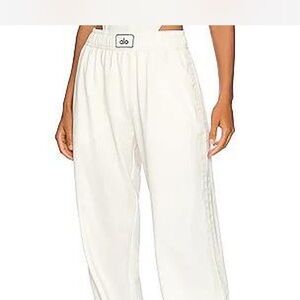 ALO Yoga Women's White Pants